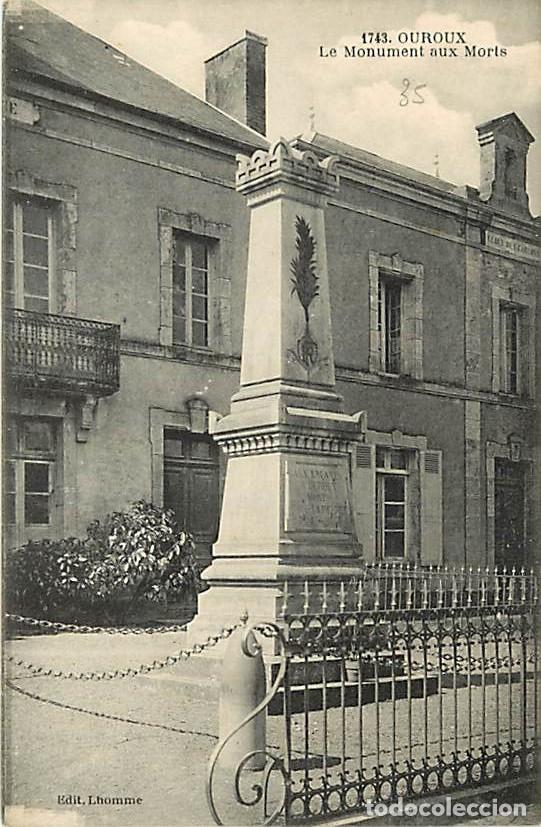 Cartoline: France - 69 - Ouroux - Le Monument aux Morts - CPA - Voir Scans Recto-Verso