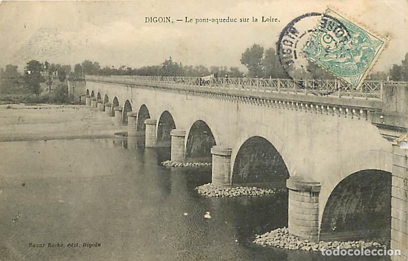Postales: France - 71 - Digoin - Le pont-aqueduc sur la Loire - Etat &eacute;corn&eacute;e au centre &agrave; droite - CPA - Voir S