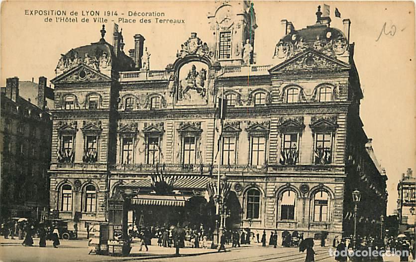 Cartoline: France - 69 - Lyon - D&eacute;coration de l'H&ocirc;tel de Ville - Place des Terreaux - Anim&eacute;e - CPA - Voir Scans