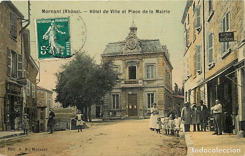 Postales: France - 69 - Mornant - Hotel de Ville et Place de la Mairie - Anim&eacute;e - Coloris&eacute;e - CPA - Voir Scans