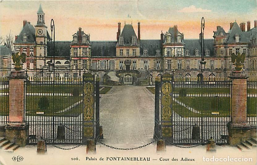 Postais: France - 77 - Fontainebleau - Palais de Fontaineblau - Cour des Adieux - Coloris&eacute;e - Oblit&eacute;ration ro