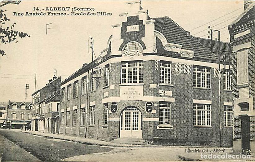 Cartoline: France - 80 - Albert - Rue Anatole France - Ecole des Filles - CPA - Voir Scans Recto-Verso