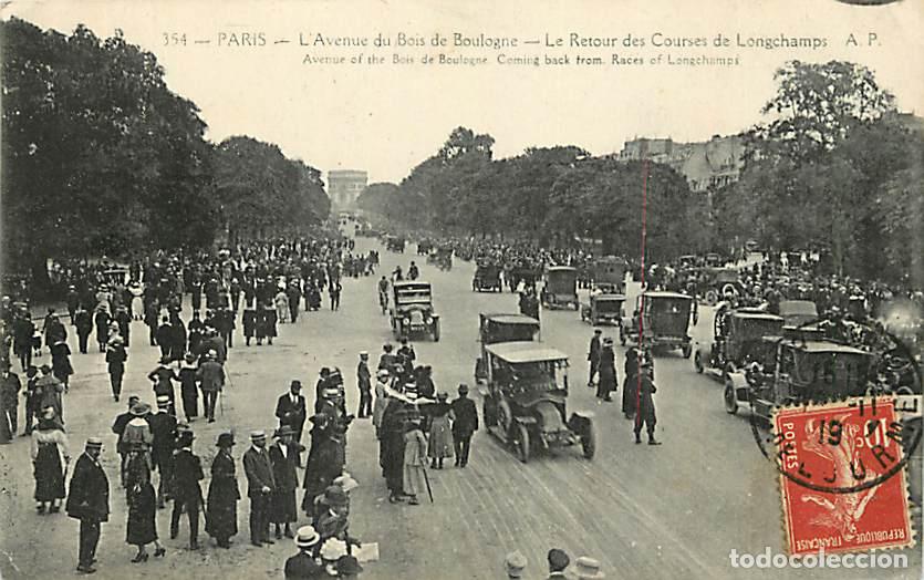 Cartes Postales: France - 75 - Paris - L'Avenue du Bois de Boulogne - Le Retour des Courses de Longchamps - Anim&eacute;e -