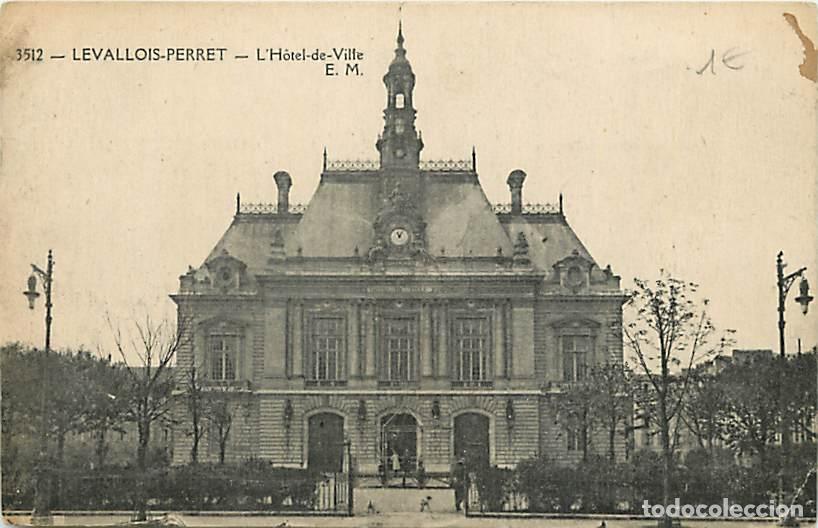 Cartes Postales: France - 92 - Levallois Perret - L'Hotel de Ville - Anim&eacute;e - CPA - Voir Scans Recto-Verso