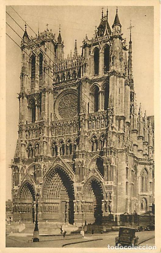 Cartoline: France - 80 - Amiens - La Cath&eacute;drale - Fa&ccedil;ade Ouest - Automobiles - Carte Neuve - CPA - Voir Scans R