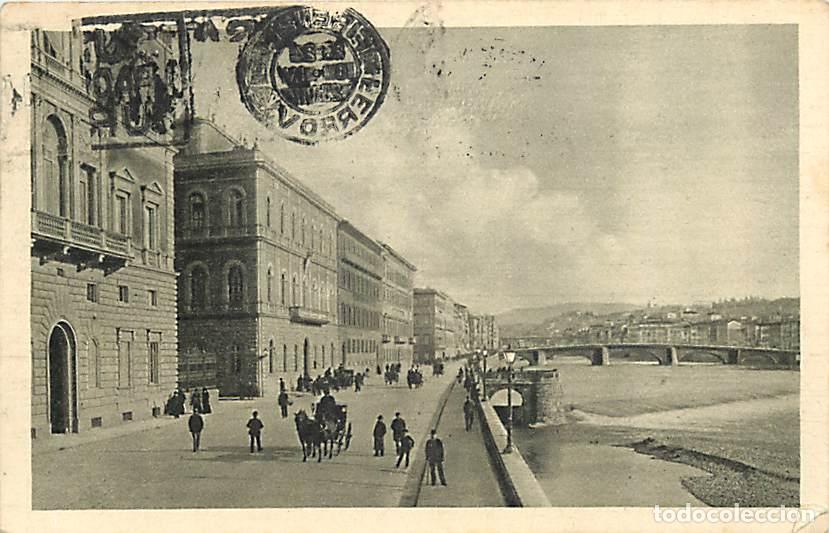 Postkarten: Italie - Firenze - Lung'Arno Amerigo Vespucci col Ponte alla Carraia - Anim&eacute;e - Etat pli visible - C