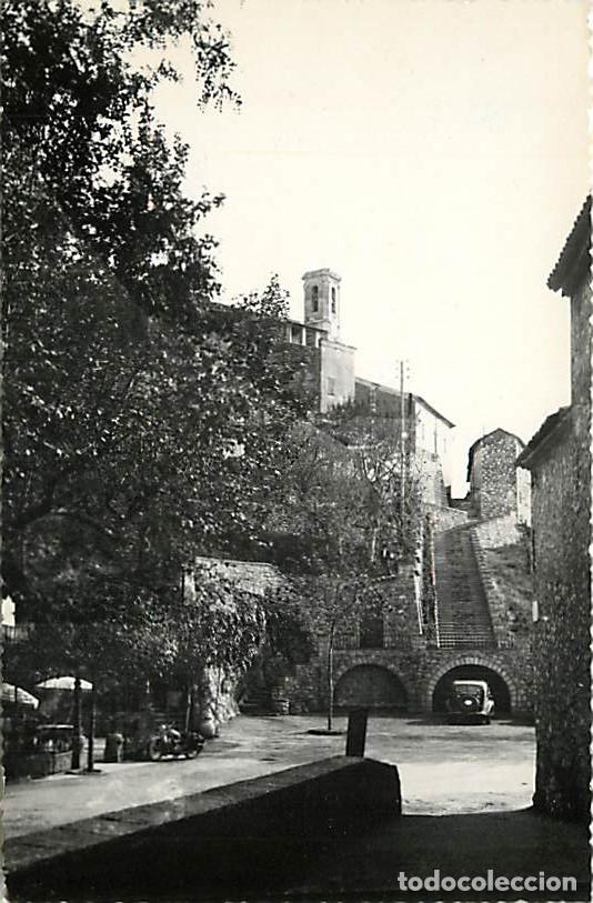 Postales: France - 06 - Aspremont - Place Saint Claude - Anim&eacute;e - Motos - Automobiles - Mention Photo v&eacute;ritabl