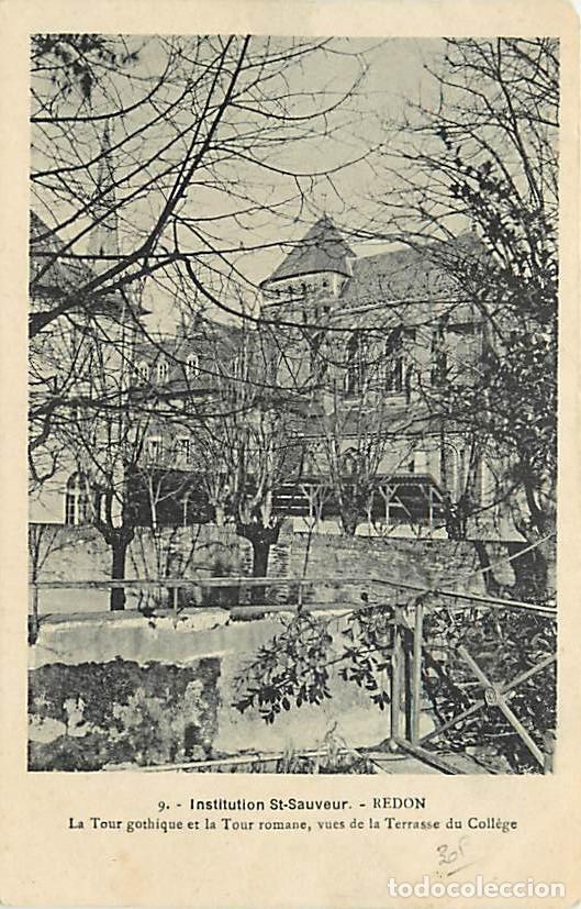 Postales: France - 35 - Redon - Institution St-Sauveur - La Tour gothique et la Tour romane, vues de la Terras