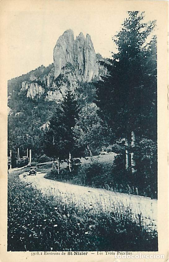 Postcards: France - 38 - Saint Nizier - Environs de Saint Nizier - Les Trois Pucelles - Automobiles - CPA - Voi