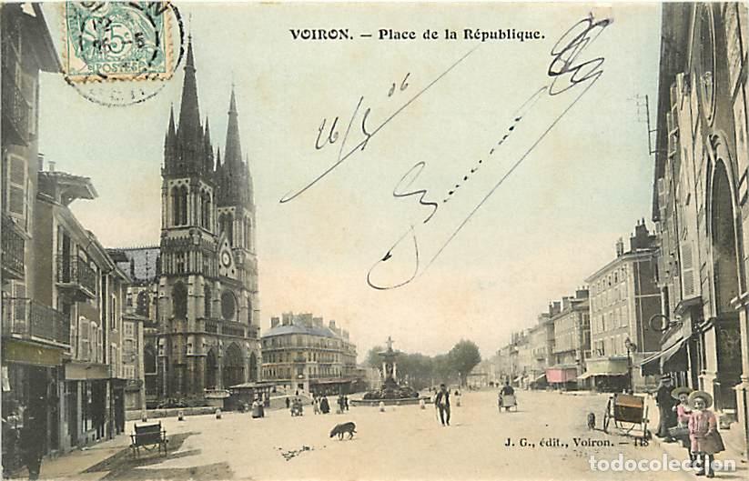 Cartes Postales: France - 38 - Voiron - Place de la R&eacute;publique - Anim&eacute;e - Coloris&eacute;e - CPA - Oblit&eacute;ration ronde de 190