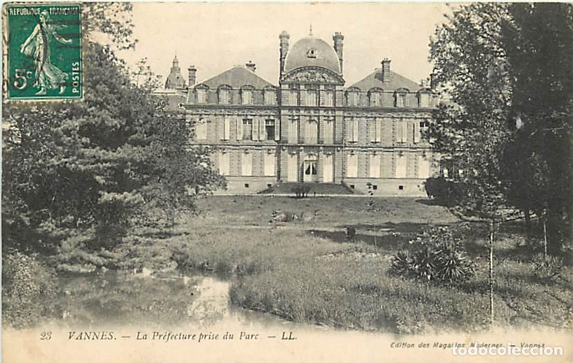 Postcards: France - 56 - Vannes - La Pr&eacute;fecture prise du Parc - CPA - Voir Scans Recto-Verso