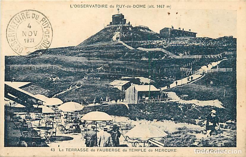 Cartoline: France - 63 - Le Puy de Dome - La terrasse de l'auberge du temple de Mercure - Anim&eacute;e - CPA - Voir S