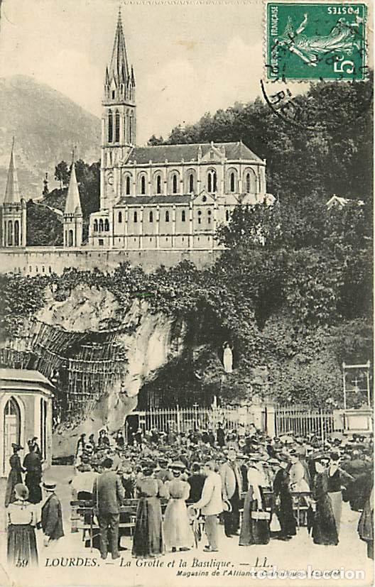 Postales: France - 65 - Lourdes - La Grotte et la Basilique - Anim&eacute;e - CPA - Oblit&eacute;ration ronde de 1910 - Voir