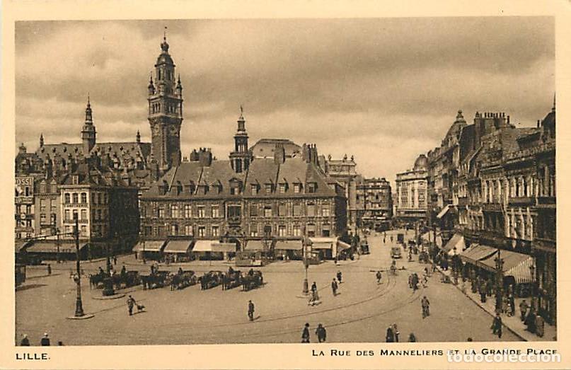 Postales: France - 59 - Lille - La Rue des Manneliers et la Grande Place - Anim&eacute;e - CPA - Carte Neuve - Voir S