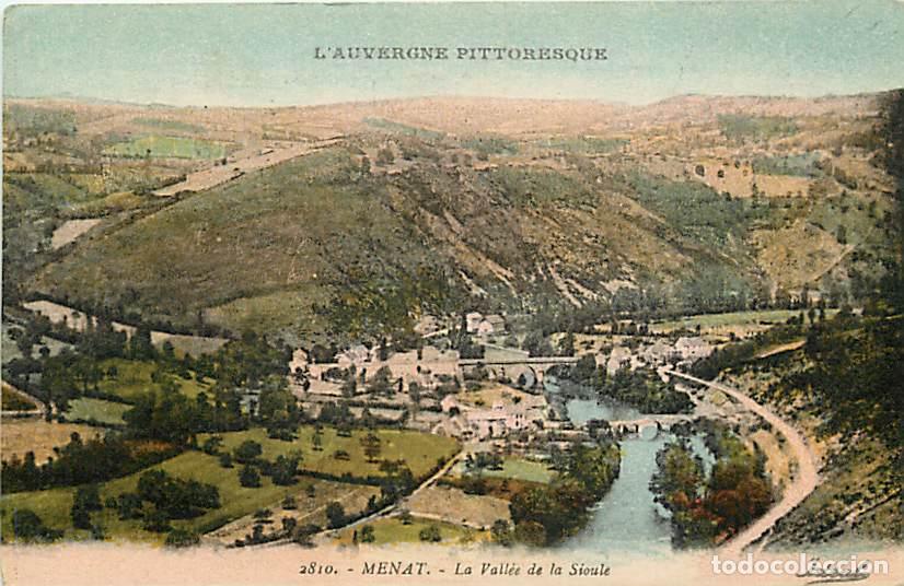Postkarten: France - 63 - Menat - Vue G&eacute;n&eacute;rale a&eacute;rienne - La Vall&eacute;e de la Sioule - Coloris&eacute;e - CPA - Voir Scans