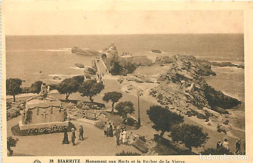 Postcards: France - 64 - Biarritz - Monument aux Morts et le Rocher de la Vierge - Carte venant d'un carnet - C