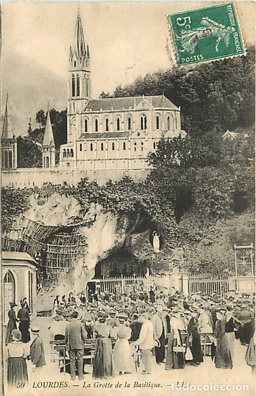 Postais: France - 65 - Lourdes - La Grotte de la Basilique - Anim&eacute;e - CPA - Voir Scans Recto-Verso