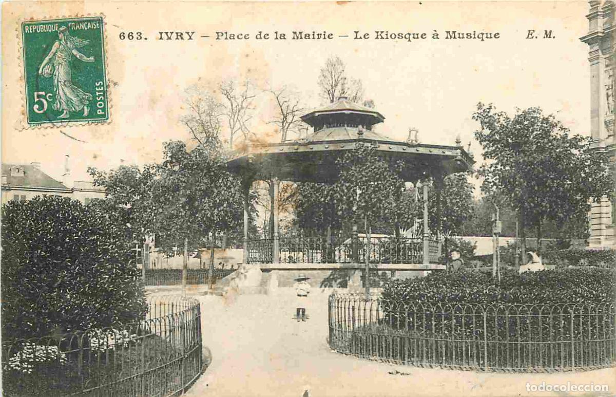 Cartes Postales: France - 94 - Ivry sur Seine - Place de la Mairie - Le Kiosque &agrave; Musique - Anim&eacute;e - CPA - Oblit&eacute;rati