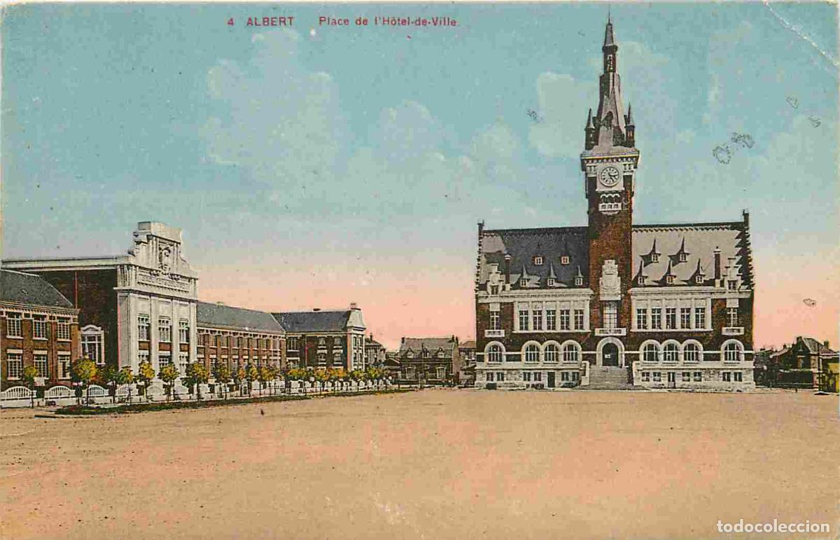 Postkarten: France - 80 - Albert - Place de l'Hotel de Ville - Coloris&eacute;e - Correspondance - CPA - Voyag&eacute;e en 194