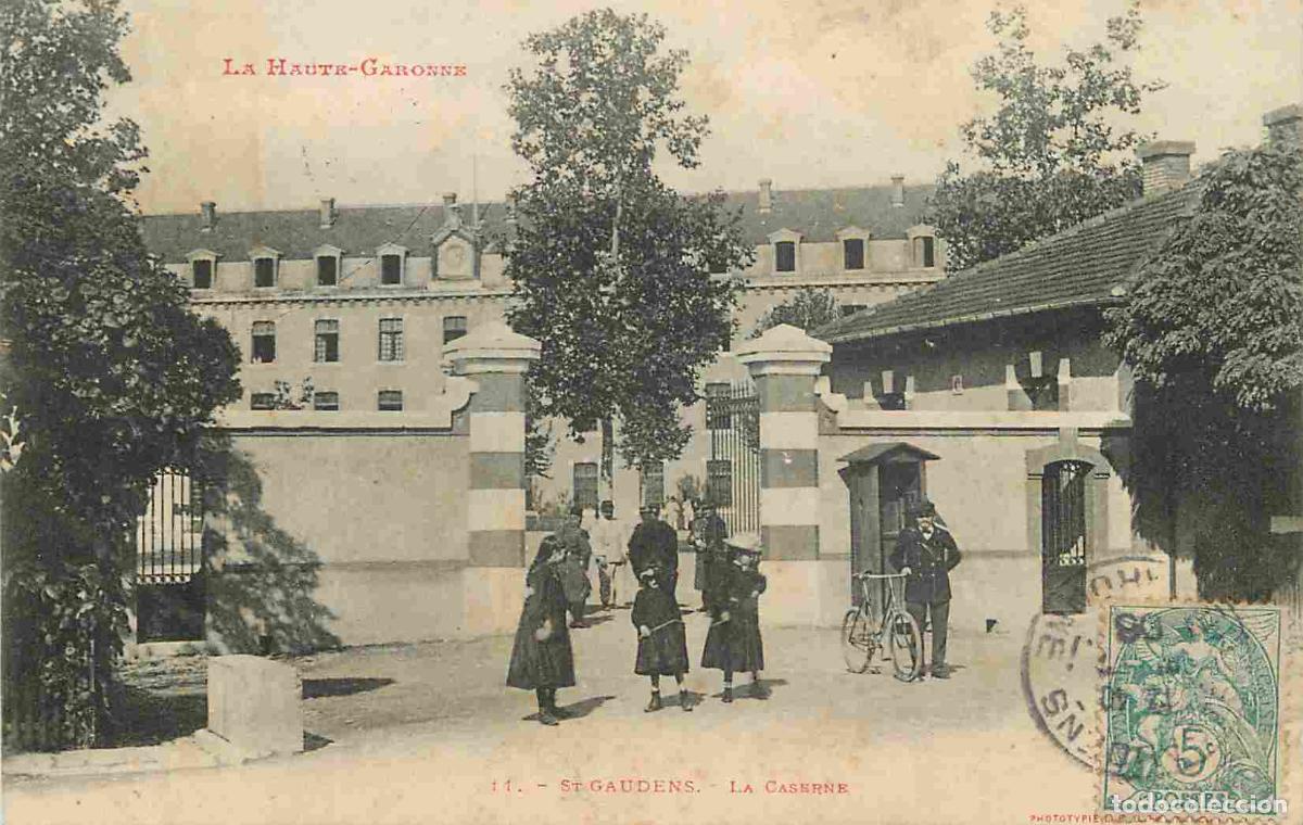 Postkarten: France - 31 - Saint Gaudens - La Caserne - Anim&eacute;e - CPA - Oblit&eacute;ration ronde de 1906 - Voir Scans Re