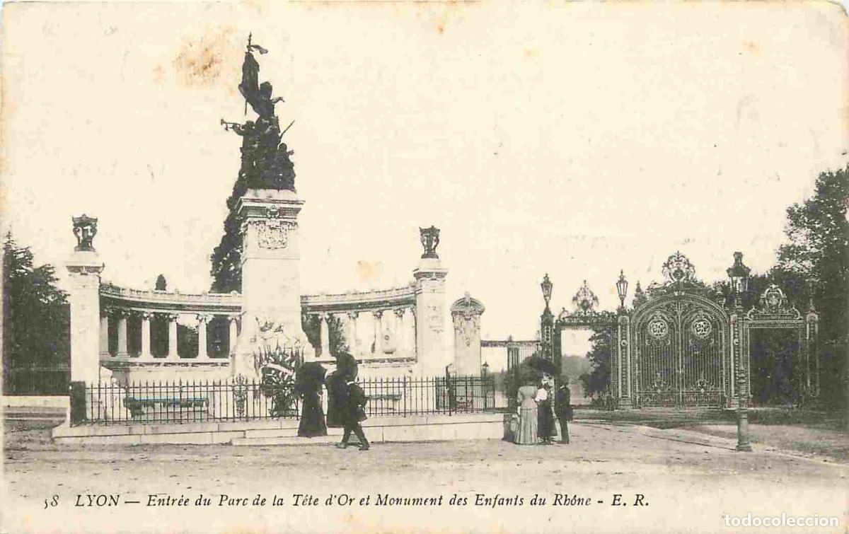 Postcards: France - 69 - Lyon - Parc de la T&ecirc;te d'Or - Entr&eacute;e et Monument des Enfants du Rhone - Anim&eacute;e - Corre