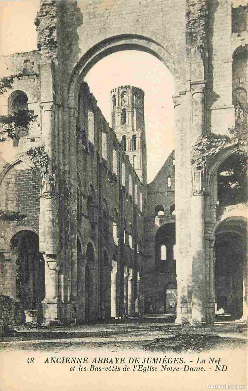 Cartoline: France - 76 - Jumieges - Abbaye de Jumi&egrave;ges - La Nef et les Bas cot&eacute;s de l'Eglise Notre Dame - CPA -