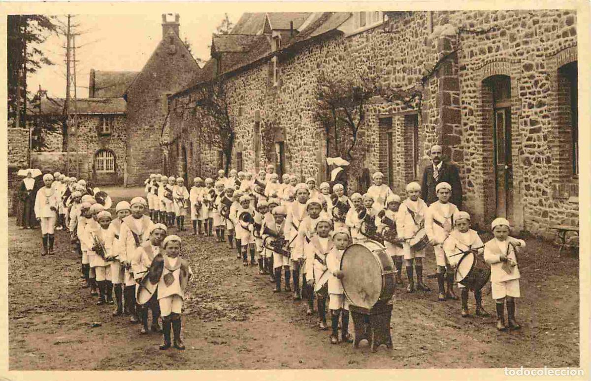 Cartes Postales: France - 53 - Saint Fraimbault de Pri&egrave;res - Fanfare des Petits Orphelins de St Georges-de-Lisle - D&eacute;