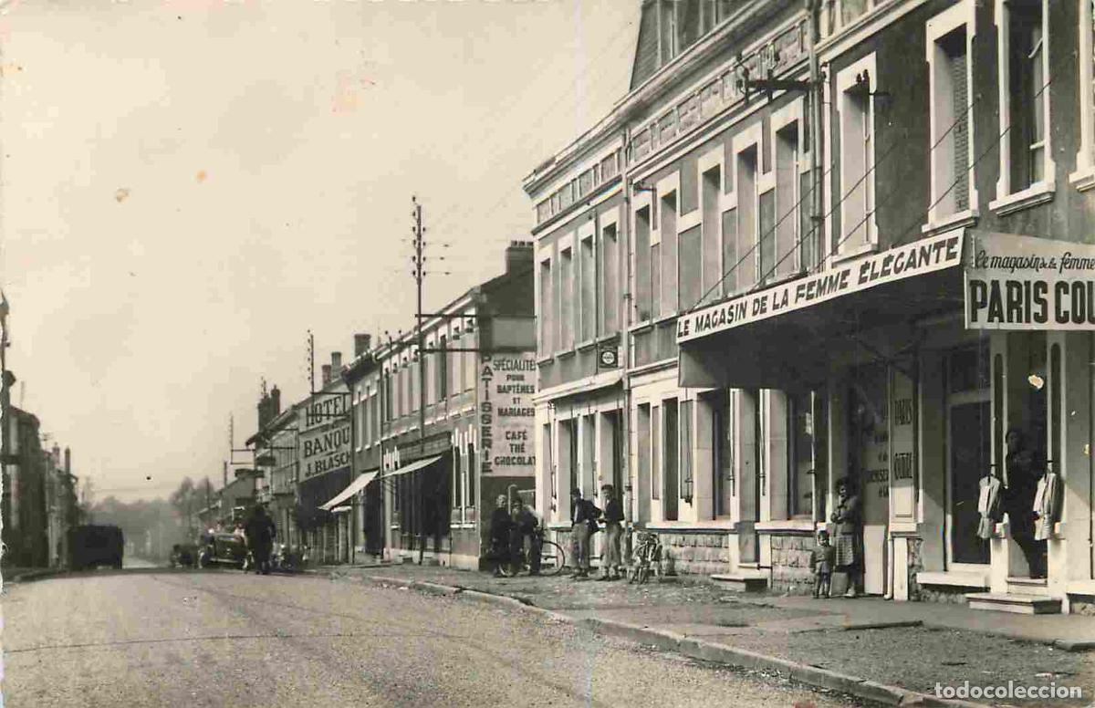 Cartes Postales: France - 54 - Piennes - Rue de Verdun - Anim&eacute;e - Magasin de la Femme &eacute;l&eacute;gante - Mention Photographie