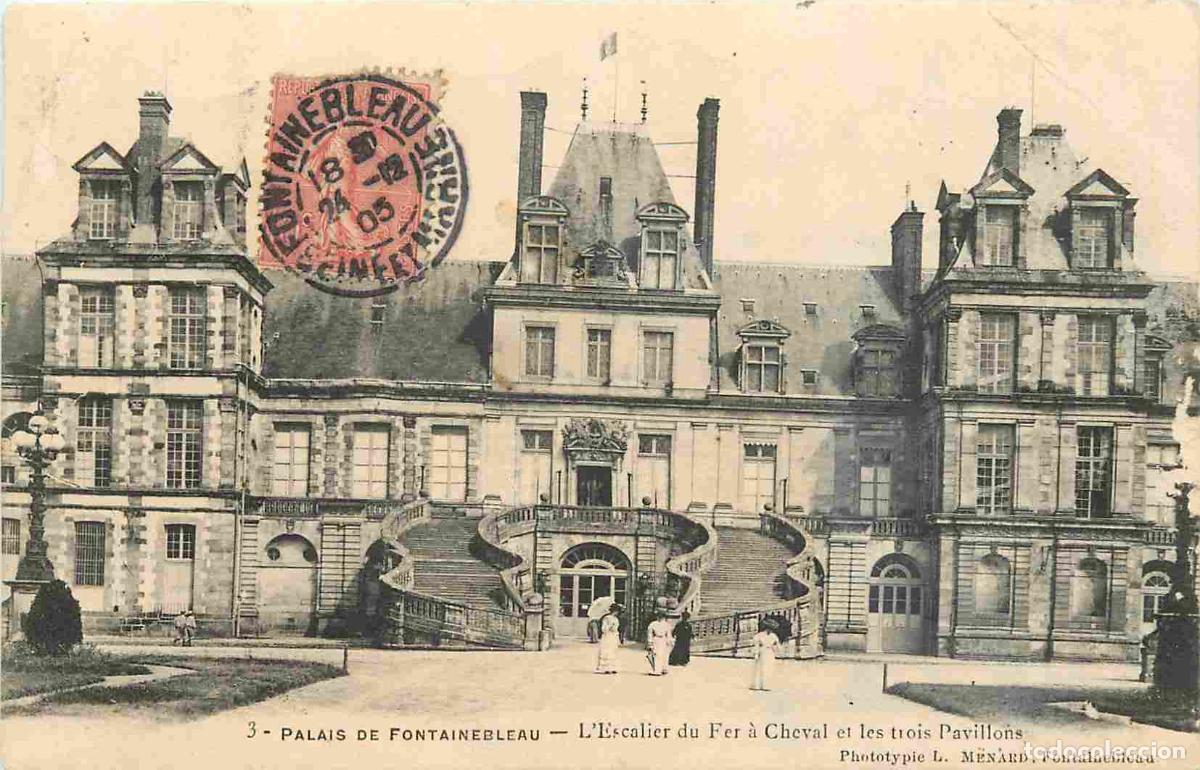 Postkarten: France - 77 - Fontainebleau - Palais de Fontainebleau - Escalier du Fer &agrave; Cheval et les ttois Pavill