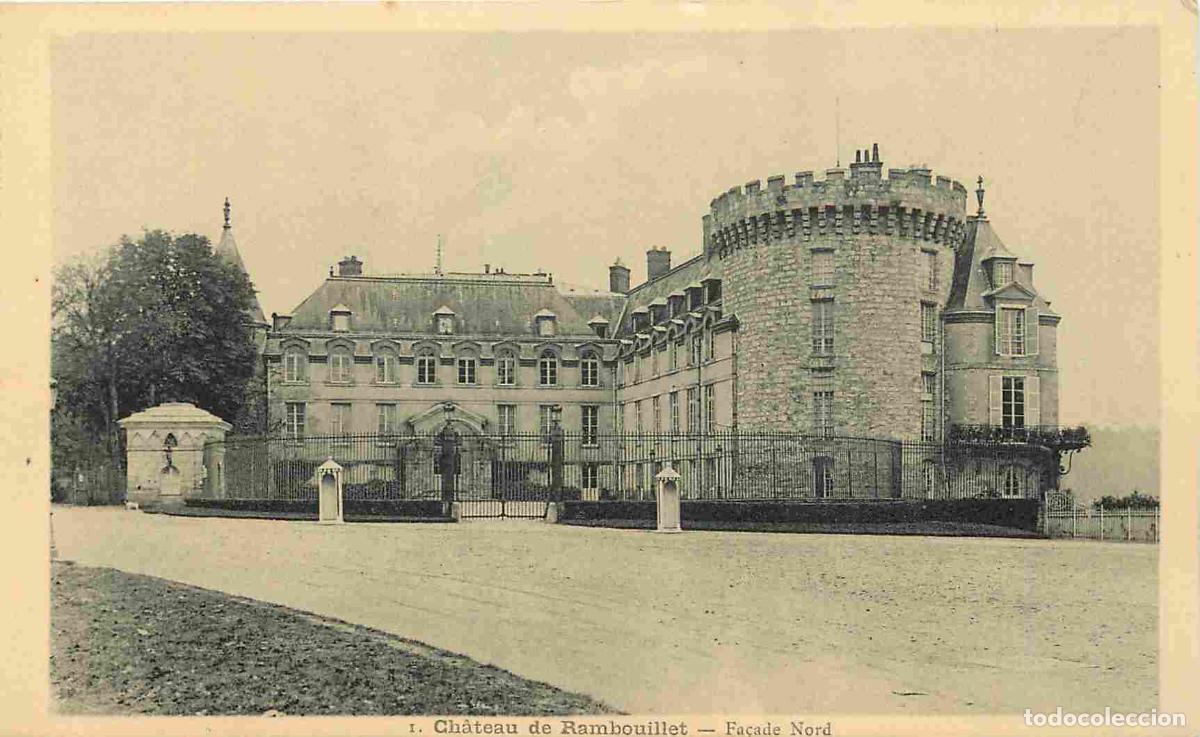 Cartoline: France - 78 - Rambouillet - Le Ch&acirc;teau - Fa&ccedil;ade Nord - CPA - Etat Carte provenant d'un Carnet - Voir