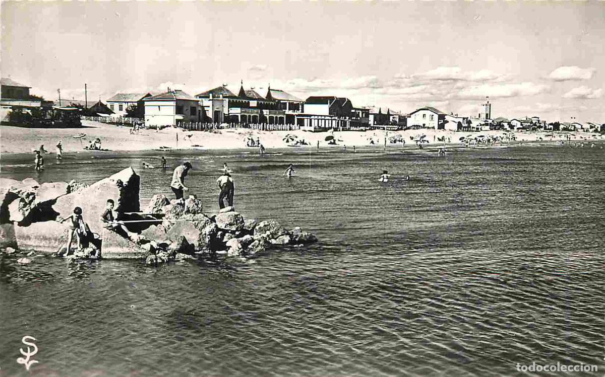 Cartes Postales: France - 34 - Carnon Plage - La Plage et la pointe de la Jet&eacute;e de la rive gauche - Anim&eacute;e - Carte De