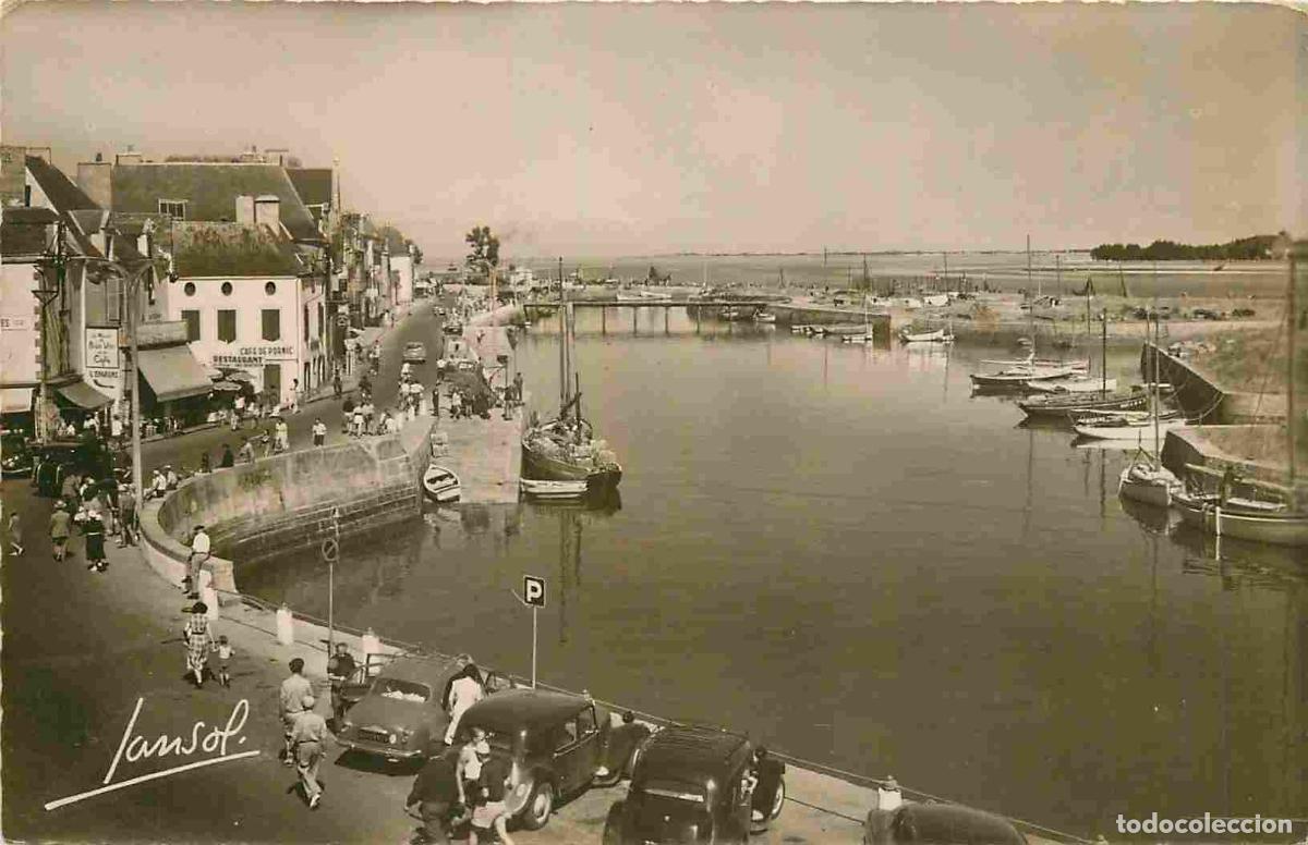 Cartes Postales: France - 44 - Le Croisic - Le Port et la Pointe de Pen-Bron - Anim&eacute;e - Automobiles - Mention Photogr