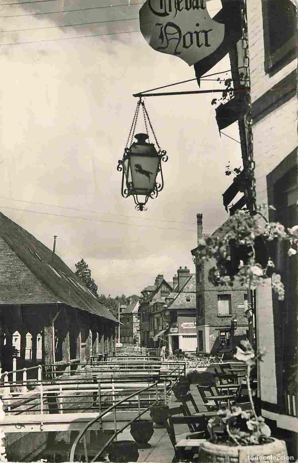 Cartes Postales: France - 76 - Cl&egrave;res - Un coin des Halles - Mention Photographie v&eacute;ritable - Carte Dentel&eacute;e - CPSM f