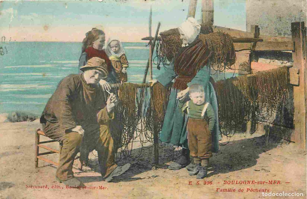 Postkarten: France - 62 - Boulogne sur Mer - Famille de p&ecirc;cheurs - Anim&eacute;e - Coloris&eacute;e - Enfants - CPA - Oblit&eacute;ra