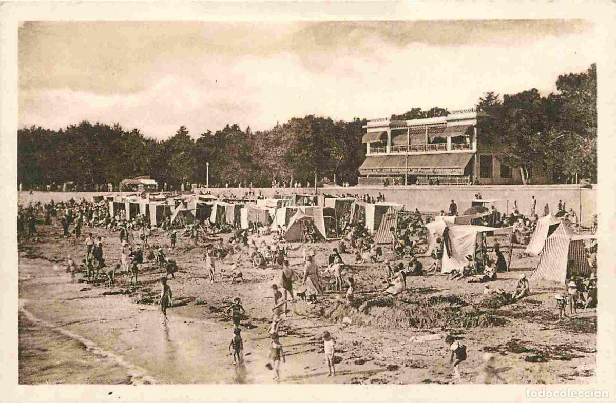 Cartes Postales: France - 17 - La Rochelle - La Plage - Anim&eacute;e - Sc&egrave;nes de Plage - CPA - Voir Scans Recto-Verso