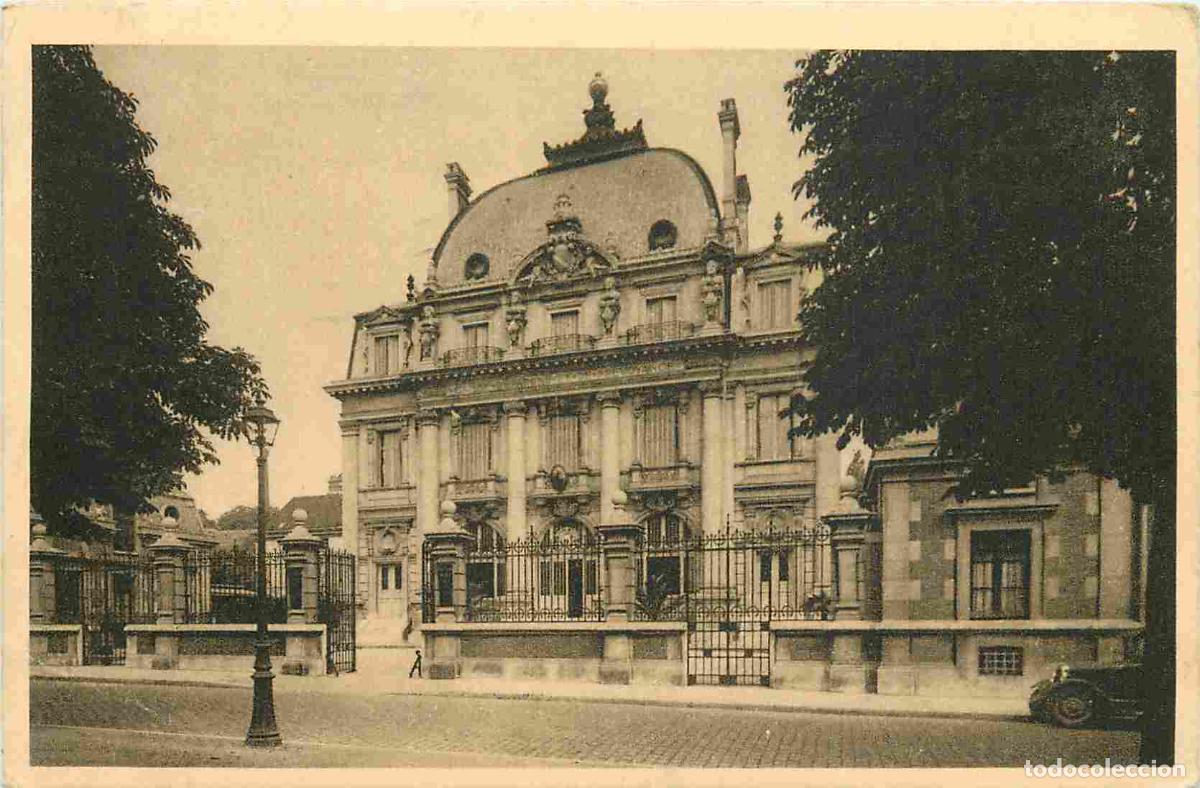 Cartes Postales: France - 10 - Troyes - La Caisse d'Epargne - CPA - Oblit&eacute;ration ronde de 1946 - Voir Scans Recto-Ver