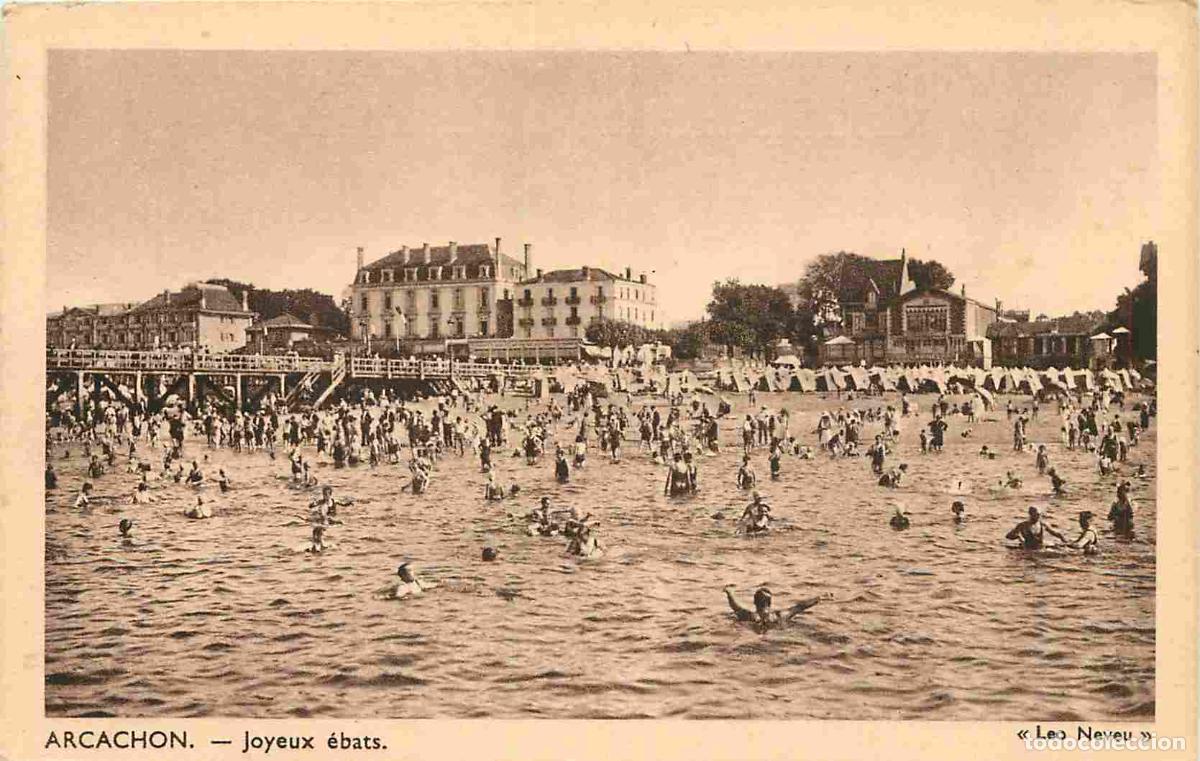 Cartes Postales: France - 3 - Arcachon - Joyeux &eacute;bats - l'heure du bain - Anim&eacute;e - Sc&egrave;nes de Plage - CPA - Voir Scans