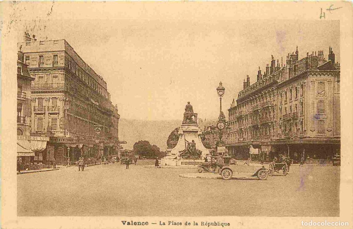 Postkarten: France - 26 - Valence - Place de la R&eacute;publique - Anim&eacute;e - Automobiles - CPA - Oblit&eacute;ration ronde de