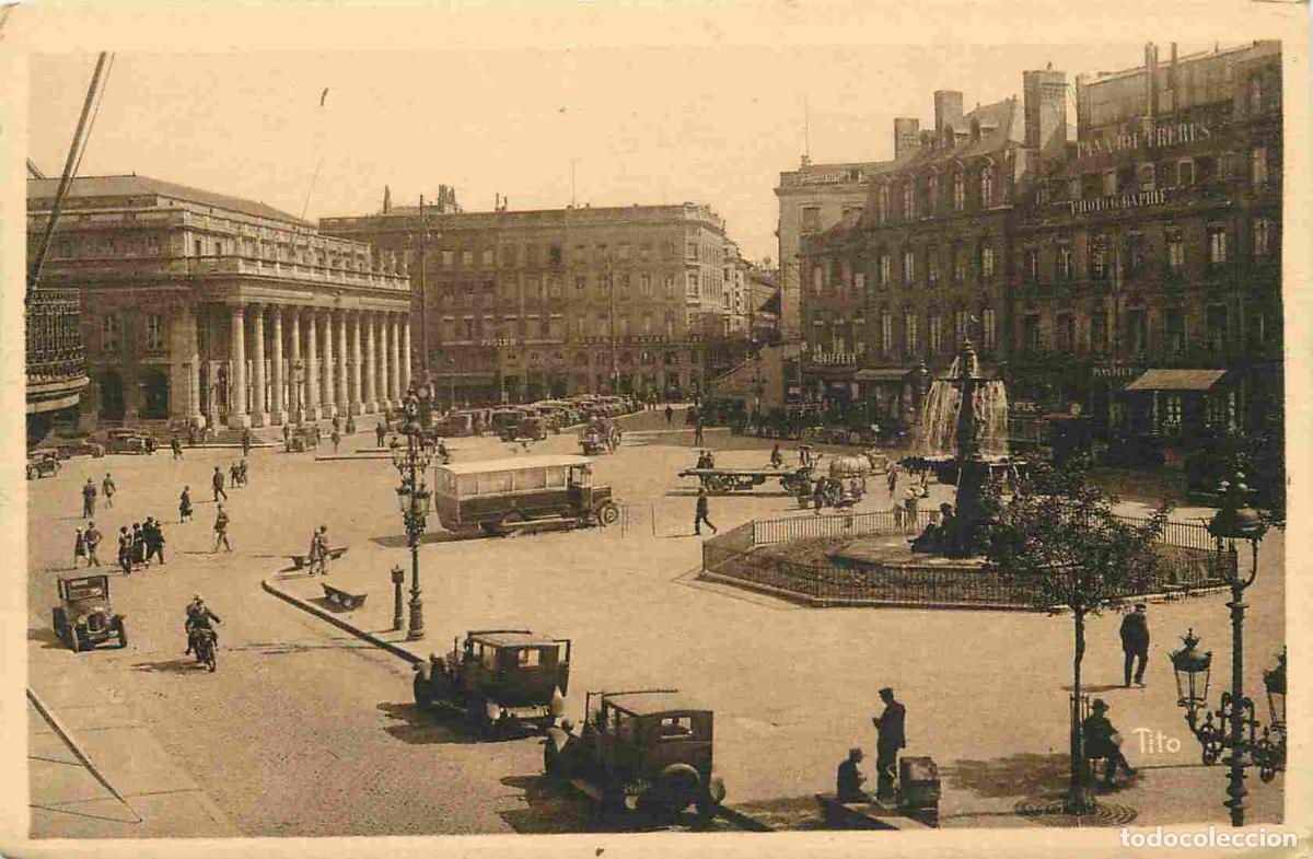 Postkarten: France - 33 - Bordeaux - Place de la Com&eacute;die - Anim&eacute;e - Automobiles - CPA - Voir Scans Recto-Verso