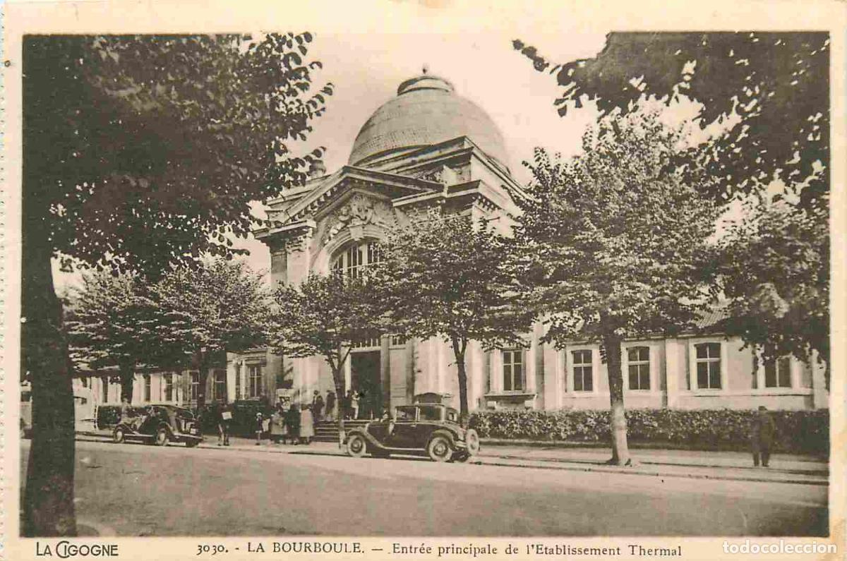 Cartes Postales: France - 63 - La Bourboule - Entr&eacute;e principale de l'Etablissement Thermal - Automobiles - CPA - Cart
