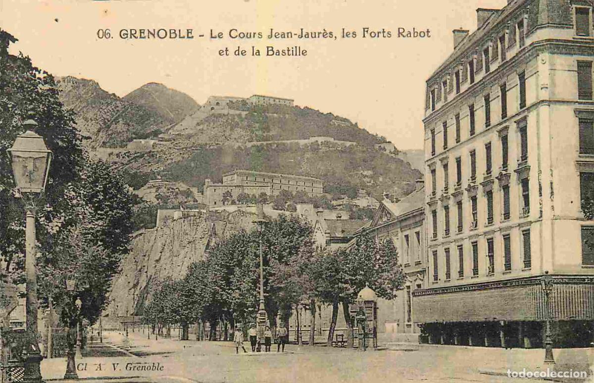 Postcards: France - 38 - Grenoble - Le Cours Jean-Jaur&egrave;s les Forts Rabot et de la Bastille - Anim&eacute;e - CPA - Car