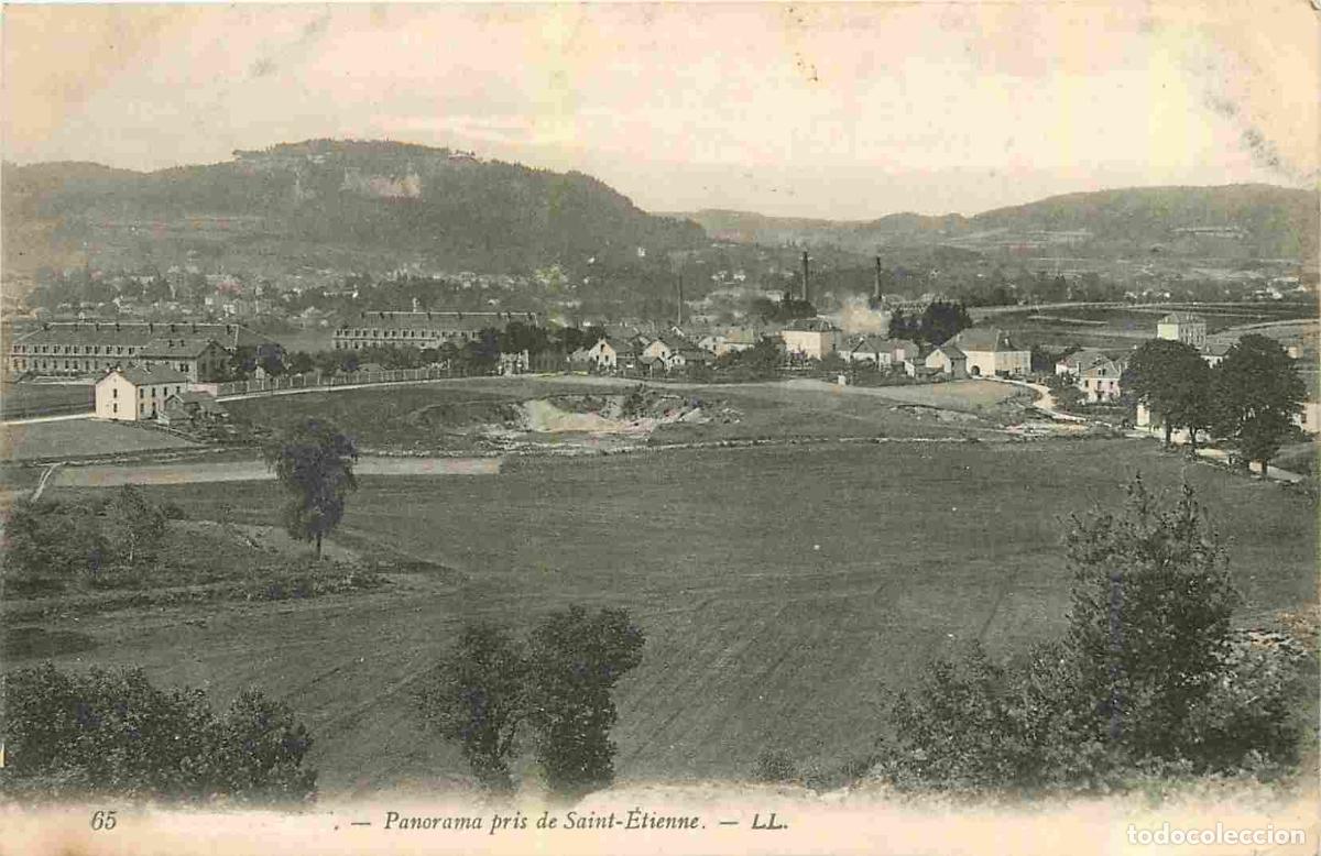 Postais: France - 42 - Saint Etienne - Panorama pris de Saint Etienne - Chemin&eacute;es d'usines - CPA - Voir Scans