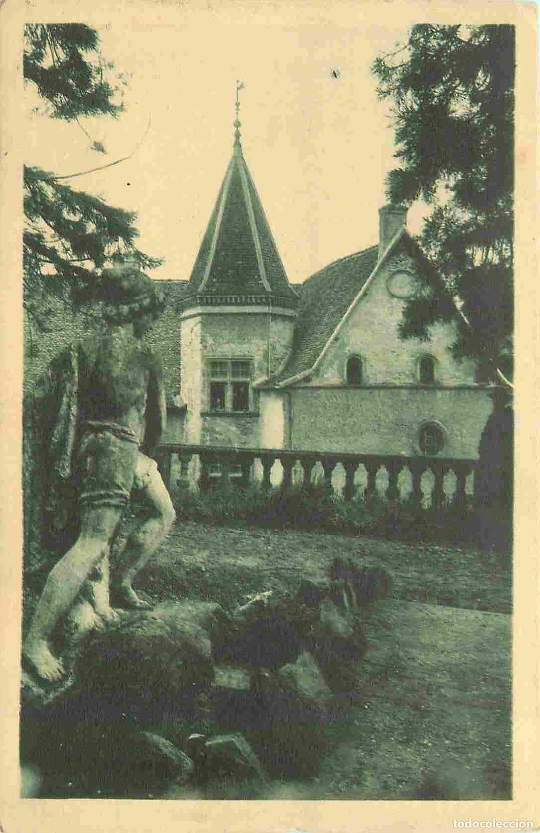 Postais: France - 38 - La Tour du Pin - Maison des Dauphins - Coin du Parc et la Tour - CPA - Voir Scans Rect