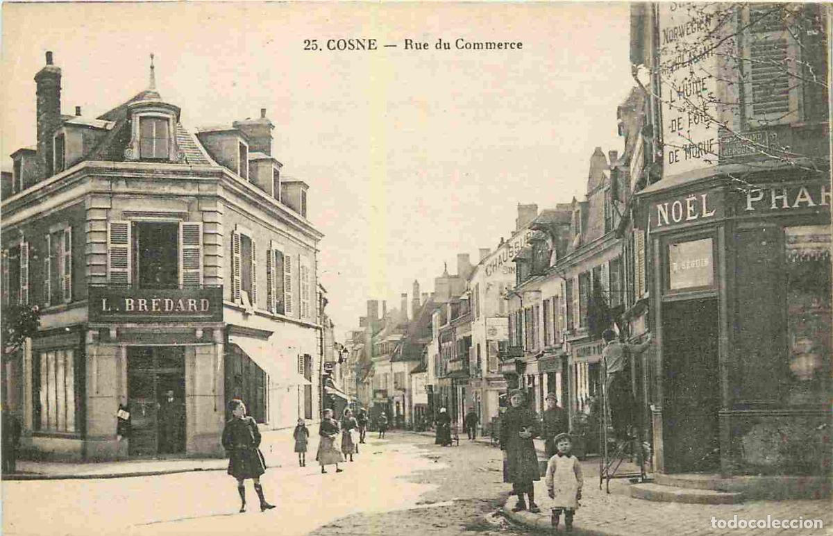 Postcards: France - 58 - Cosne Cours sur Loire - Rue du Commerce - Anim&eacute;e - Pharmacie Noel - CPA - Voir Scans R