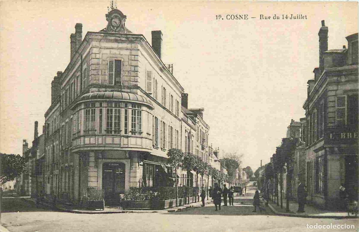 Postcards: France - 58 - Cosne Cours sur Loire - Rue du 14 Juillet - CPA - Voir Scans Recto-Verso