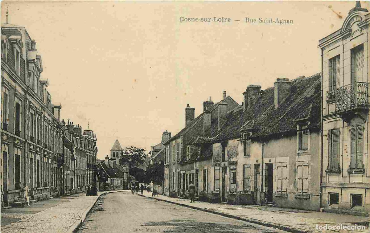 Postcards: France - 58 - Cosne Cours sur Loire - Rue St Agnan - CPA - Voir Scans Recto-Verso