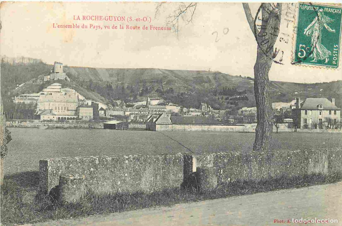 Postales: France - 95 - La Roche Guyon - L'ensemble du Pays vu de la Route de Freneuse - CPA - Oblit&eacute;ration de
