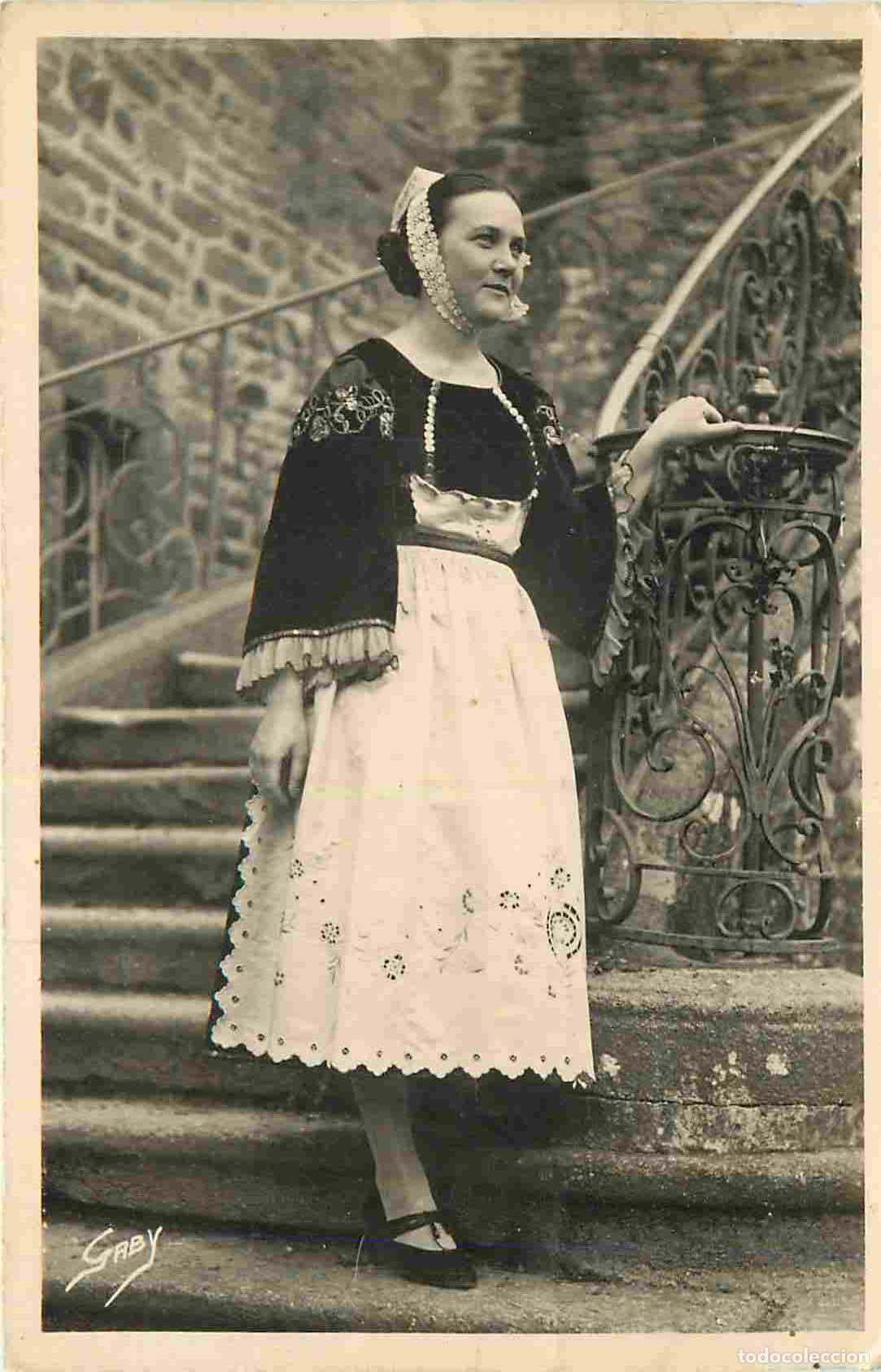 Cartoline: France - 56 - Guemene sur Scorff - Jeune Fille - Folklore - Sc&egrave;ne et Types - CPSM format CPA - Voir