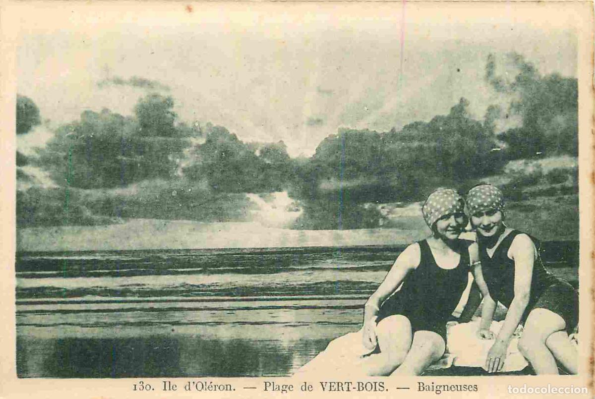 Cartoline: France - 17 - Ile d'Ol&eacute;ron - Plage de Vert Bois - Baigneuses - Femmes en maillot de bain - CPA - Voi