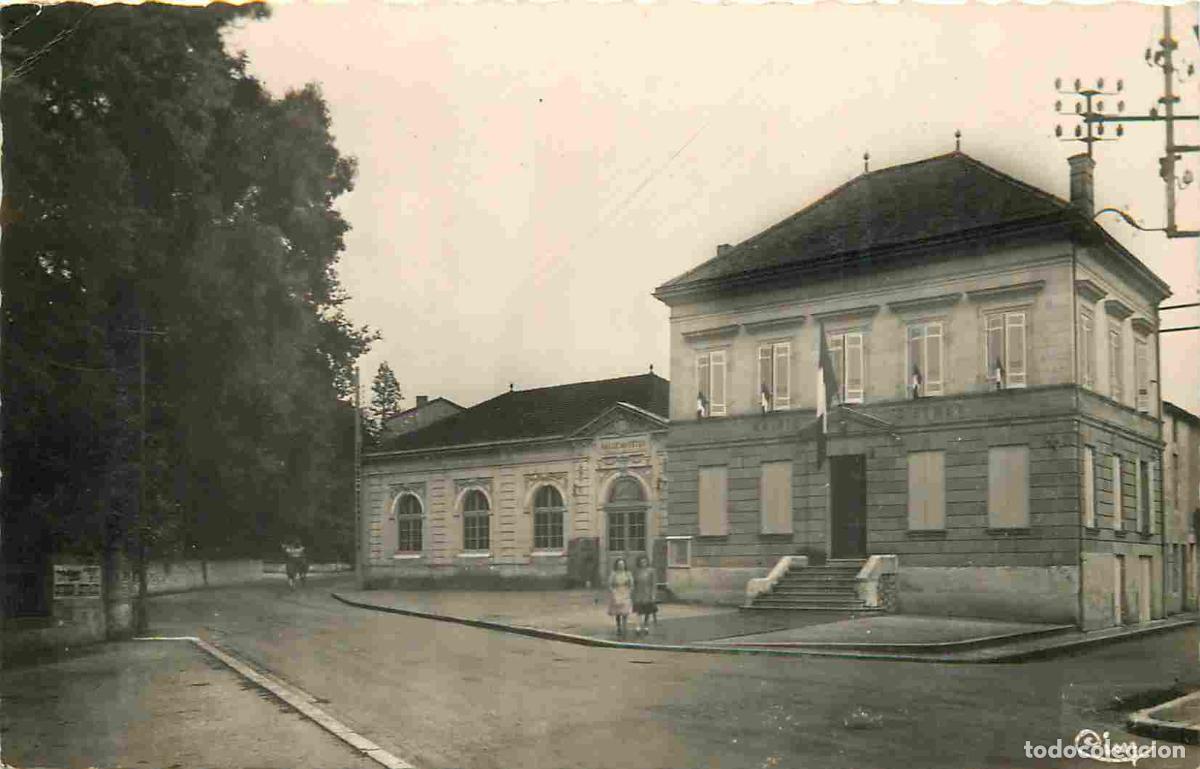 Postais: France - 24 - Eymet - La mairie - Anim&eacute;e - Mention Photographie v&eacute;ritable - Carte Dentel&eacute;e - CPSM fo